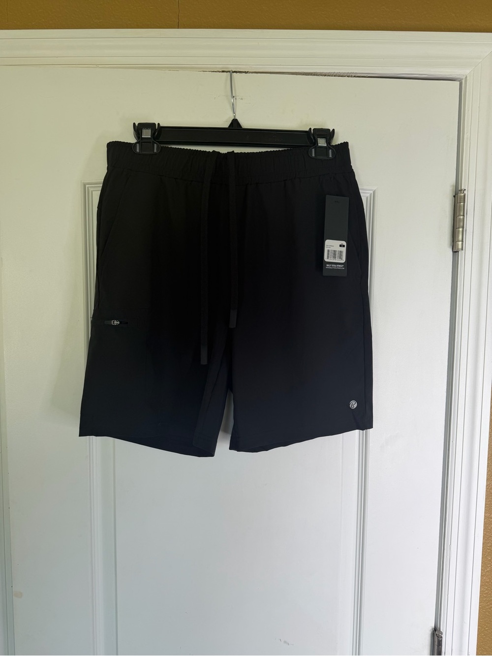 NWT Bally Total Fitness Men's Black Athletic Drawstring Shorts. Size S